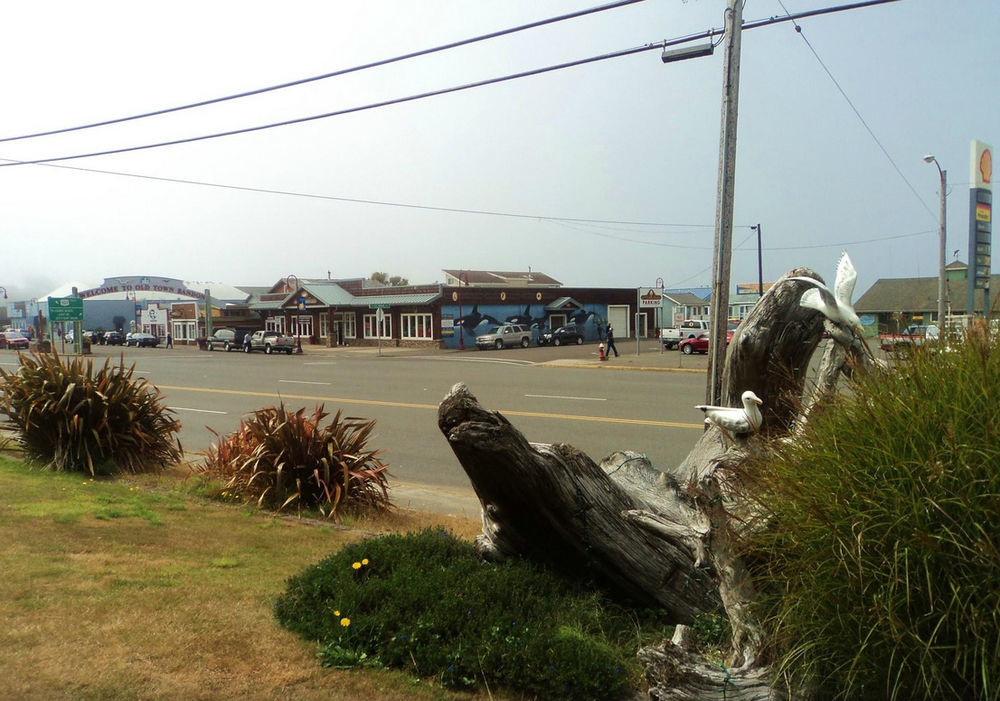 Lighthouse Cove Inn Bandon Buitenkant foto Lincoln City